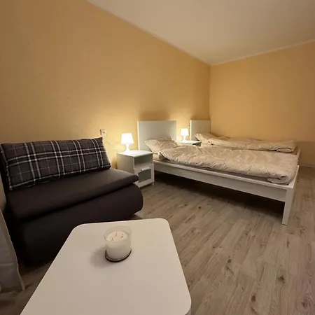 Jauks Vienistabu Dzivoklis Valmiera Apartment Exterior photo